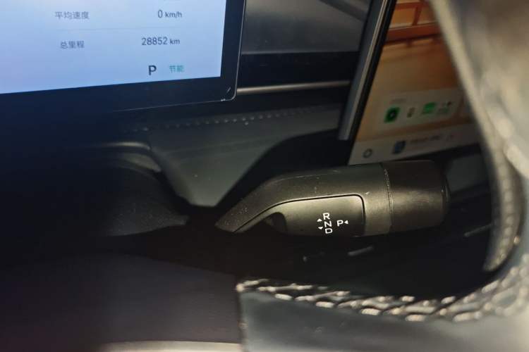 Used Geely Galaxy E5 2024 530 km Exploration+ Version Gear Lever