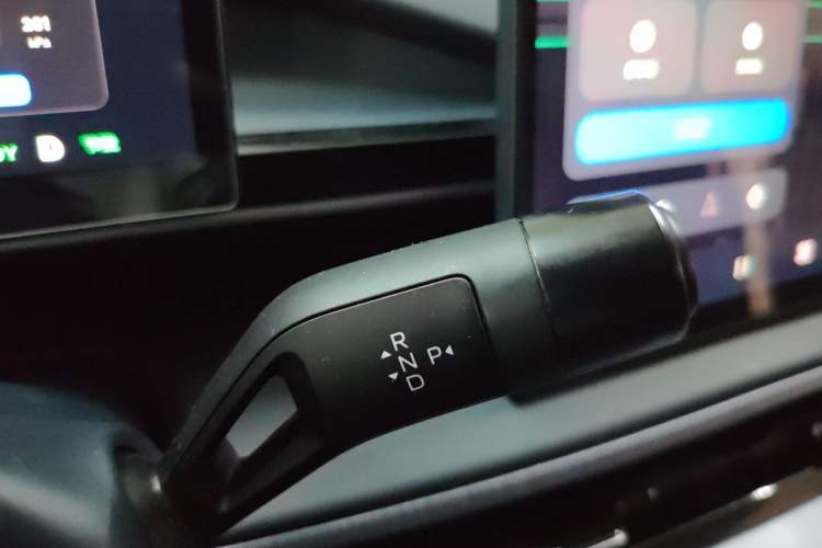 Used Geely Galaxy E5 2024 440km Launch Edition Gear Lever