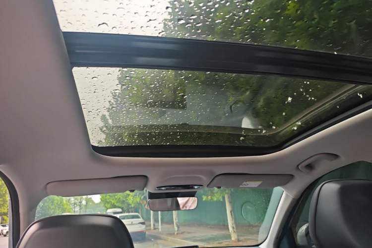 Used Geely Galaxy E5 2024 440km Exploration Version Headliner
