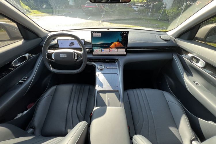 Used Geely Galaxy E5 2024 530km Long-Range Version Interior 2