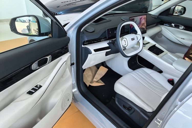 Used Geely Galaxy E5 2024 530km Starship Edition Interior 2