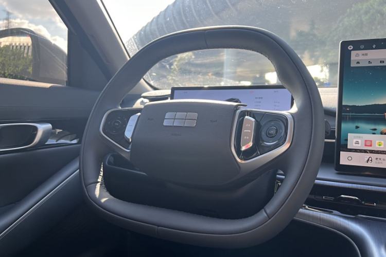 Used Geely Galaxy E5 2024 530km Long-Range Version Interior 3