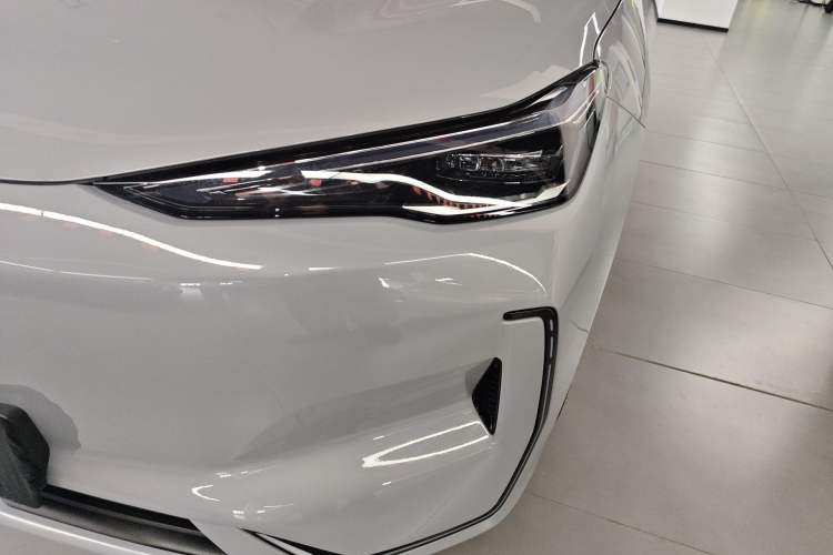 Used Geely Galaxy E5 2024 530 km Exploration+ Version Left Front Headlight