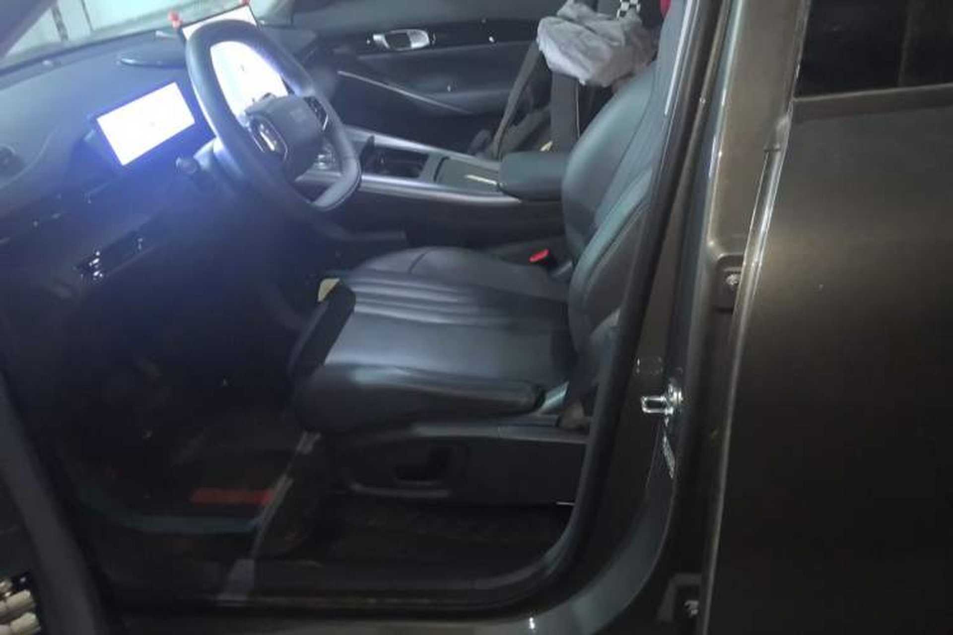 Used Geely Galaxy E5 2024 440km Exploration Version Left Front Seat