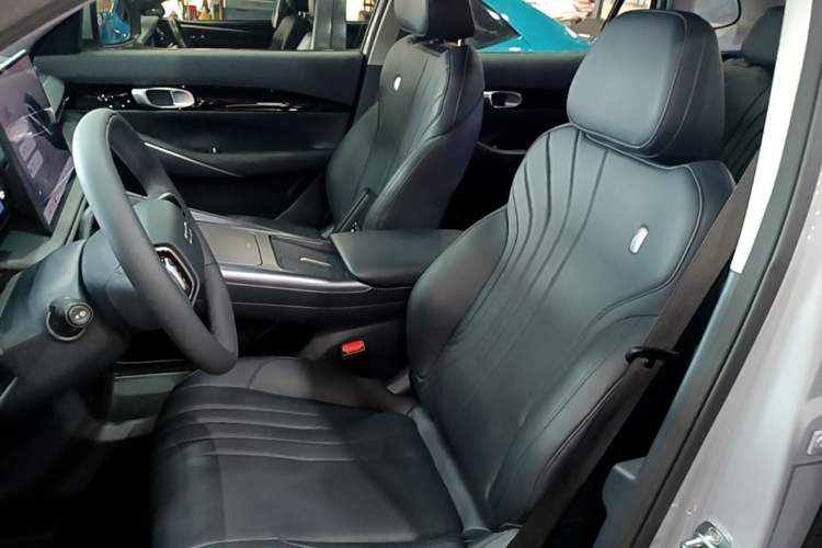 Used Geely Galaxy E5 2024 440km Launch Edition Left Front Seat