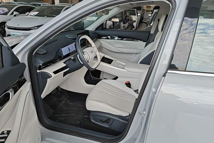 Used Geely Galaxy E5 2024 530km Starship Edition Left Front Seat