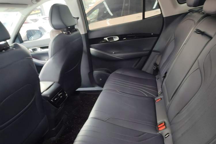 Used Geely Galaxy E5 2024 530 km Exploration+ Version Left Rear Seat