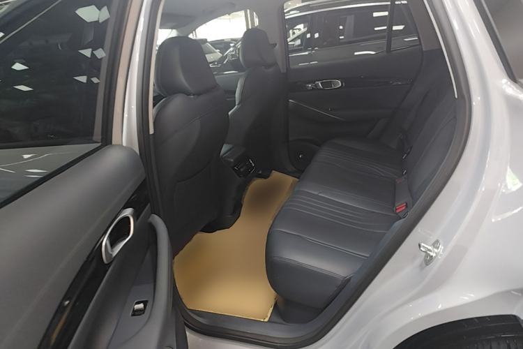 Used Geely Galaxy E5 2024 530km Long-Range Version Left Rear Seat