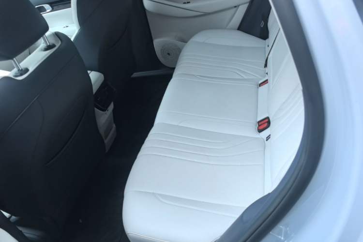 Used Geely Galaxy E5 2024 530km Starship Edition Left Rear Seat