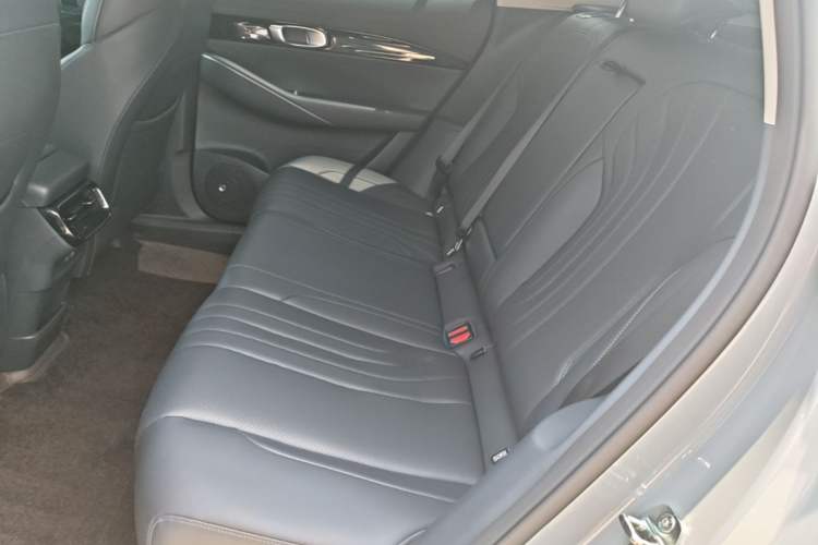 Used Geely Galaxy E5 2024 530 km Exploration+ Version Left Rear Seat