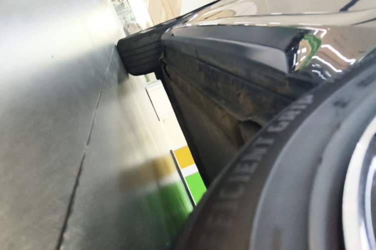 Used Geely Galaxy E5 2024 530km Starship Edition Left Side Sill