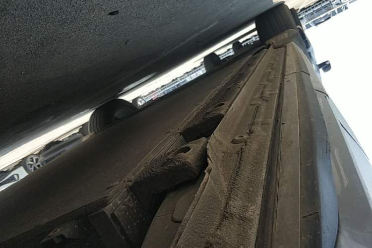 Used Geely Galaxy E5 2024 440km Launch Edition Left Side Sill