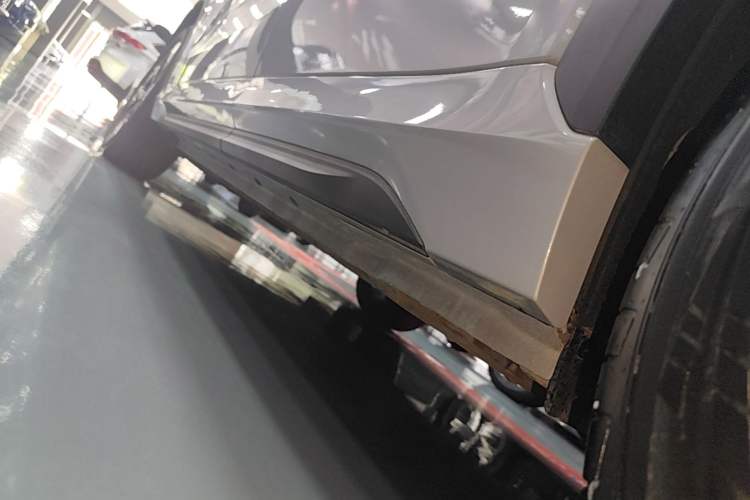 Used Geely Galaxy E5 2024 530km Long-Range Version Left Side Sill