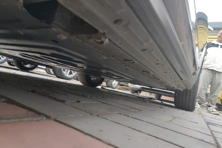 Used Geely Galaxy E5 2024 530 km Exploration+ Version Left Side Sill