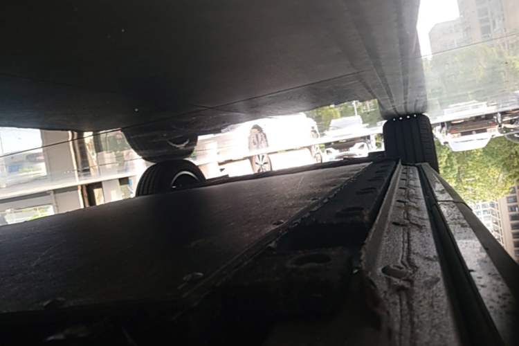 Used Geely Galaxy E5 2024 440km Exploration Version Left Side Sill