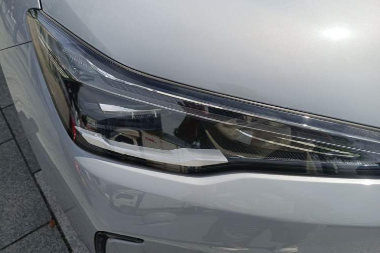 Used Geely Galaxy E5 2024 530km Starship Edition Right Front Headlight