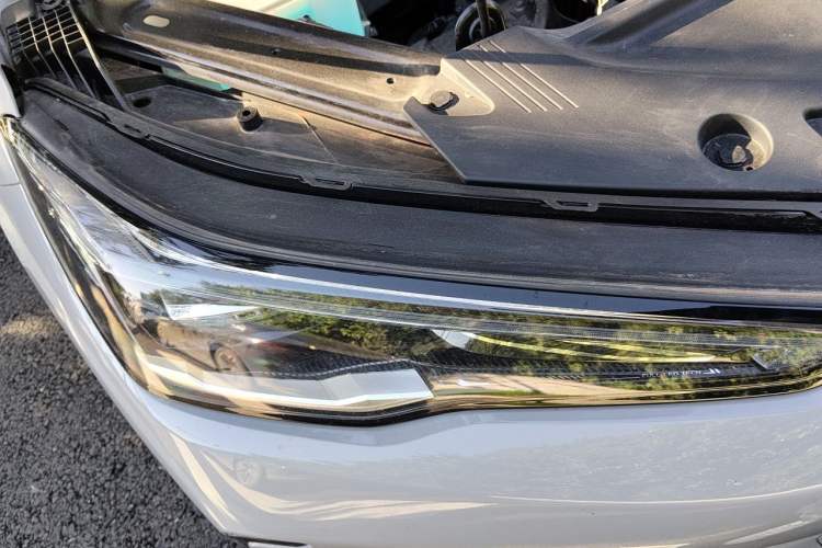 Used Geely Galaxy E5 2024 440km Launch Edition Right Front Headlight