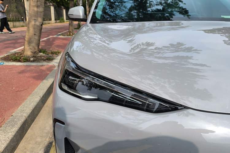 Used Geely Galaxy E5 2024 530 km Exploration+ Version Right Front Headlight