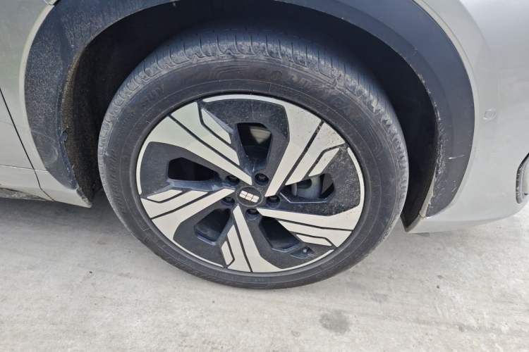 Used Geely Galaxy E5 2024 530km Starship Edition Right Front Wheel Hub