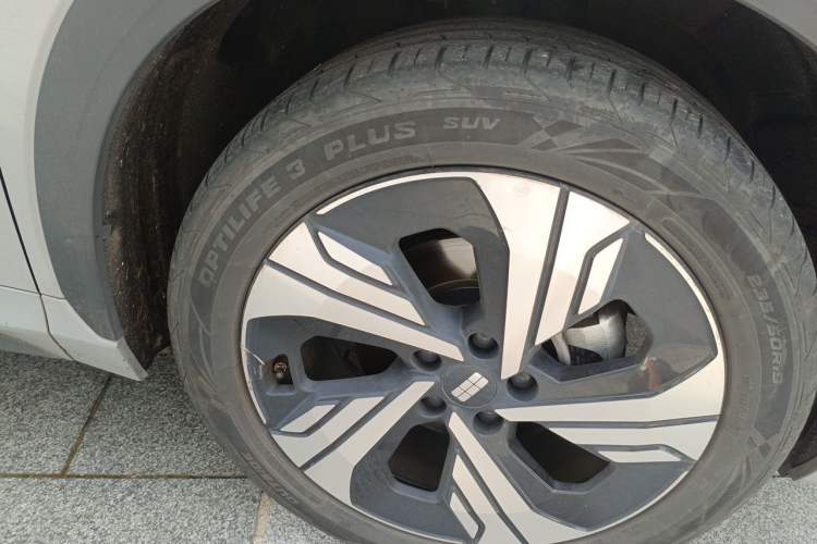 Used Geely Galaxy E5 2024 530km Starship Edition Right Front Wheel Hub