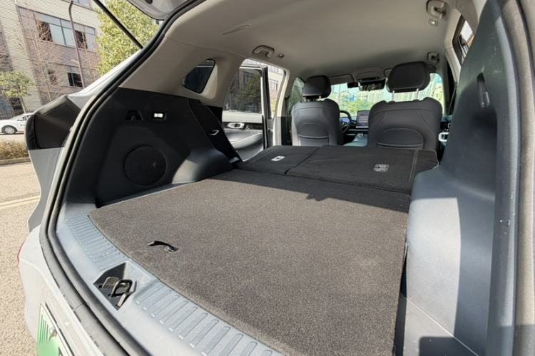 Used Geely Galaxy E5 2024 530km Long-Range Version Trunk