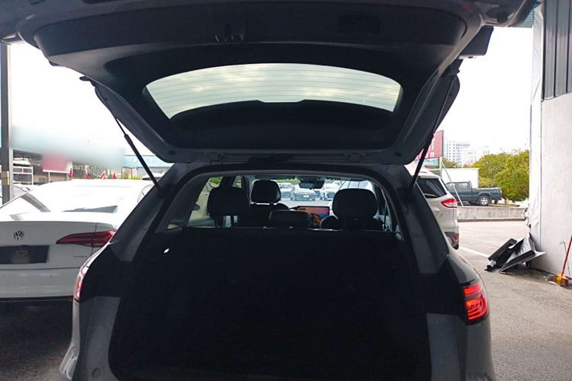 Used Geely Galaxy E5 2024 530km Long-Range Version Trunk