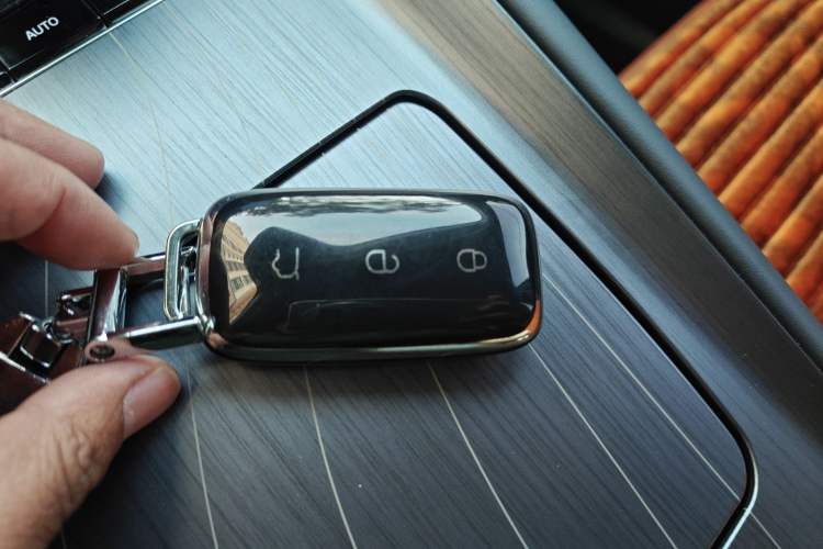Used Geely Galaxy E5 2024 530km Long-Range Version Vehicle Key