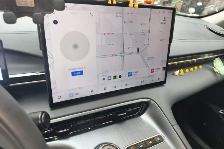Used Geely Galaxy E5 2024 530km Long-Range Version Audio And AC Panel