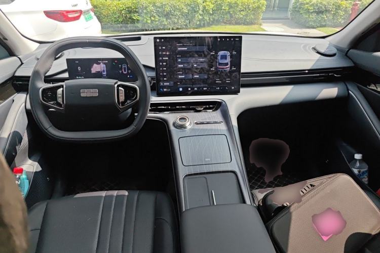 Used Geely Galaxy E5 2024 530km Starship Edition Center Console