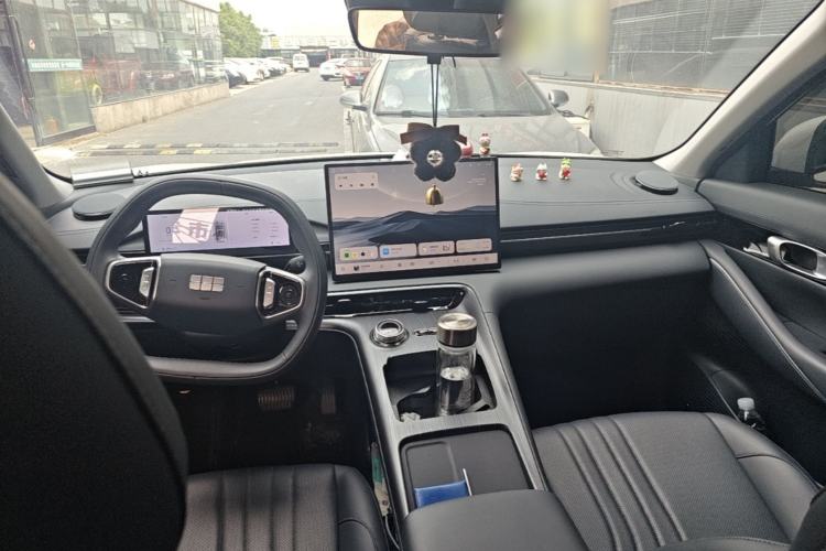 Used Geely Galaxy E5 2024 440km Launch Edition Center Console