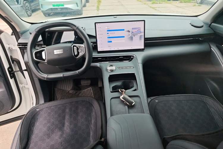 Used Geely Galaxy E5 2024 Model 530km Business Edition Center Console