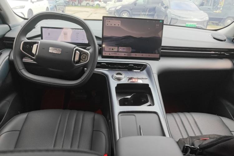 Used Geely Galaxy E5 2024 530km Long-Range Version Center Console