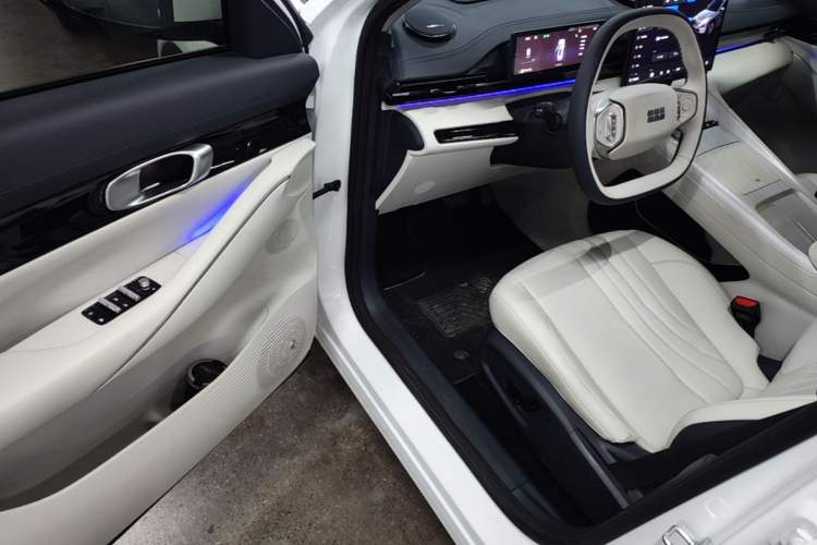 Used Geely Galaxy E5 2024 530 km Exploration+ Version Driver Seat