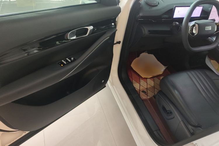 Used Geely Galaxy E5 2024 530km Long-Range Version Driver Seat