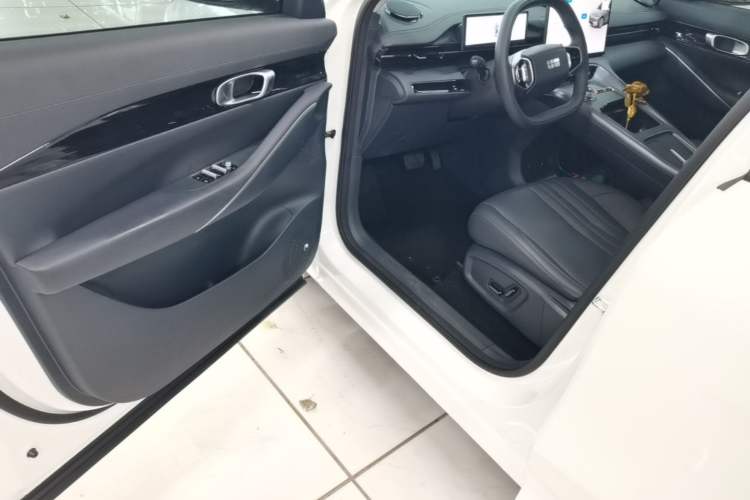 Used Geely Galaxy E5 2024 440km Launch Edition Driver Seat