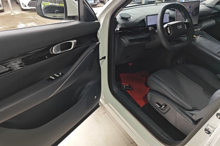 Used Geely Galaxy E5 2024 530km Long-Range Version Driver Seat