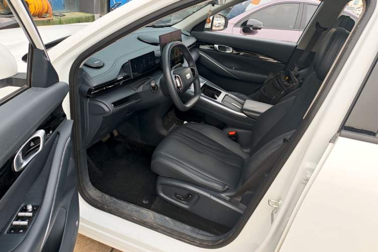 Used Geely Galaxy E5 2024 530 km Exploration+ Version Driver Seat
