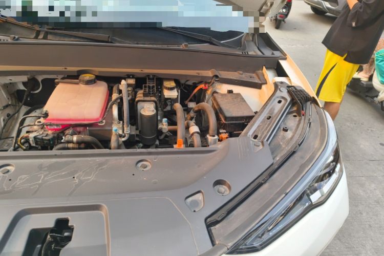 Used Geely Galaxy E5 2024 530km Long-Range Version Engine Bay Left