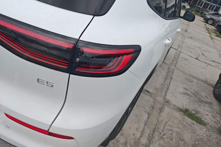Used Geely Galaxy E5 2024 Model 530km Business Edition Exterior 3
