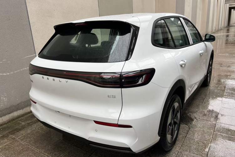Used Geely Galaxy E5 2024 Model 530km Business Edition Exterior 3
