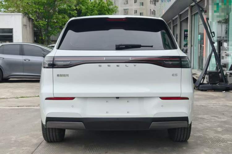 Used Geely Galaxy E5 2024 530km Long-Range Version Exterior 3