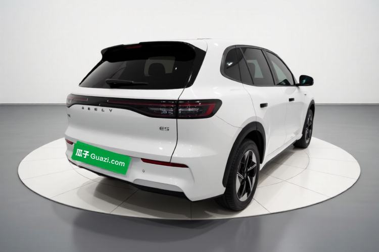 Used Geely Galaxy E5 2024 440km Exploration Version Exterior 5