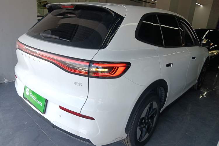 Used Geely Galaxy E5 2024 440km Exploration Version Exterior 5