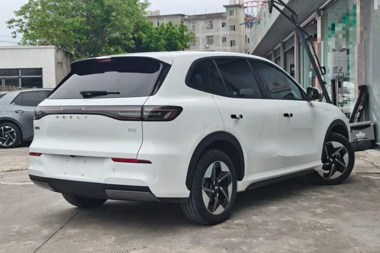 Used Geely Galaxy E5 2024 530km Long-Range Version Exterior 5