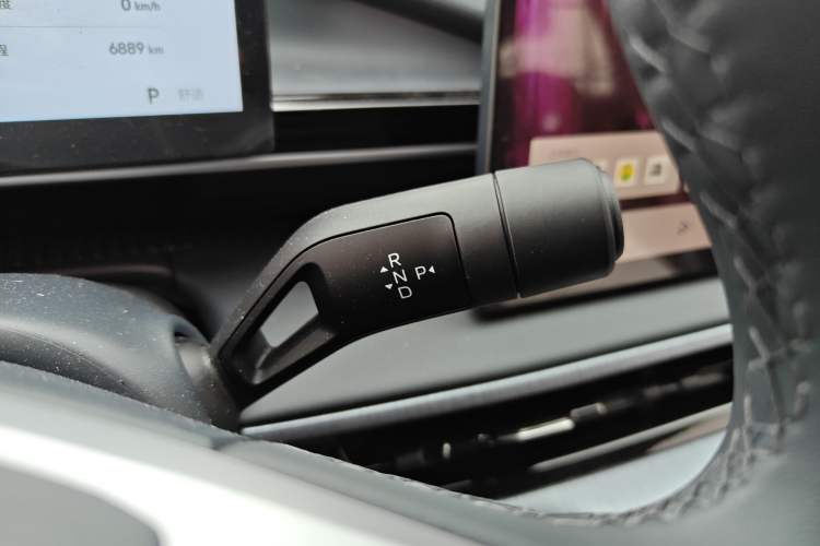 Used Geely Galaxy E5 2024 440km Launch Edition Gear Lever