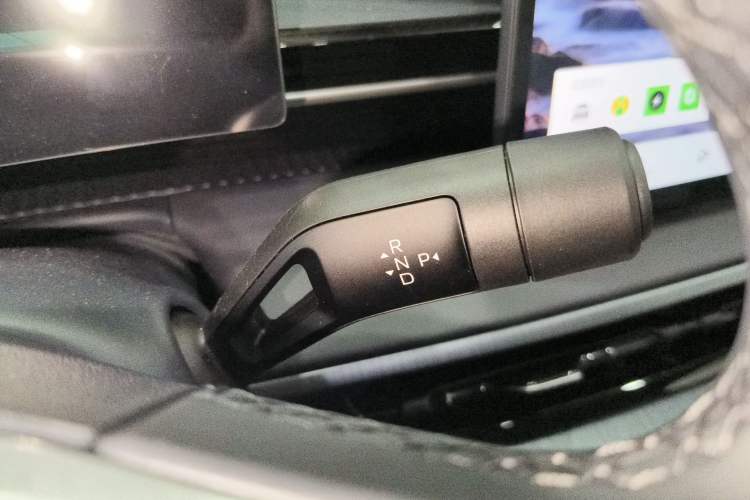 Used Geely Galaxy E5 2024 Model 530km Business Edition Gear Lever