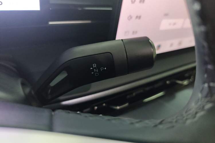 Used Geely Galaxy E5 2024 530km Long-Range Version Gear Lever