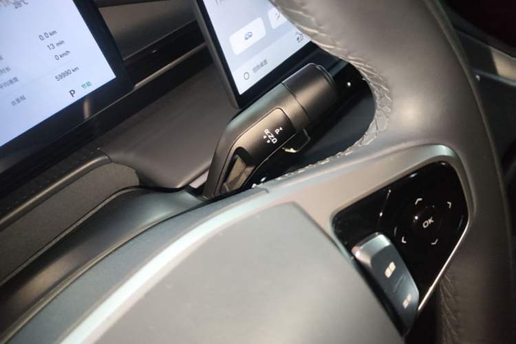 Used Geely Galaxy E5 2024 530km Long-Range Version Gear Lever