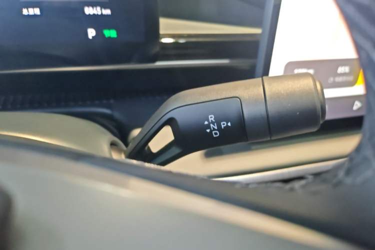 Used Geely Galaxy E5 2024 440km Launch Edition Gear Lever