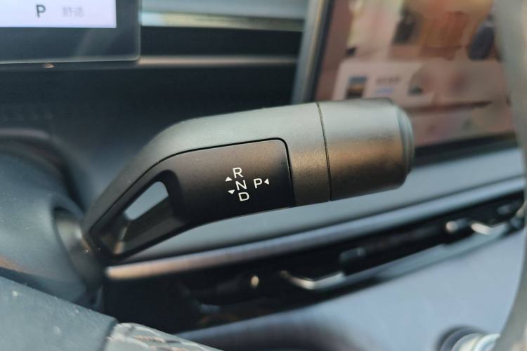 Used Geely Galaxy E5 2024 530 km Exploration+ Version Gear Lever